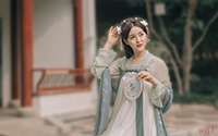 清纯文静的古装美女写真(10)