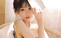 格子吊带美女性感热裤白嫩妩媚妖娆诱惑写真(9)