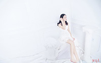 气质养优雅的清纯美女白裙写真(9)