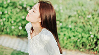 性感美女户外写真(8)