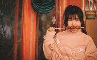 赖美云甜美温暖白嫩居家迷人写真(9)