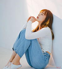 俏皮可爱少女居家清纯诱人写真(9)