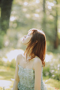 极品清纯美女吊带甜美小清新迷人写真(8)