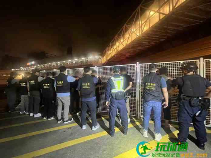 貴利換錢黨偷渡澳門搵命博 蛇頭避追截失控反艇女人蛇遇溺危殆 貴利換錢黨偷渡澳門搵命博 蛇頭避追截失控反艇女人蛇遇溺危殆