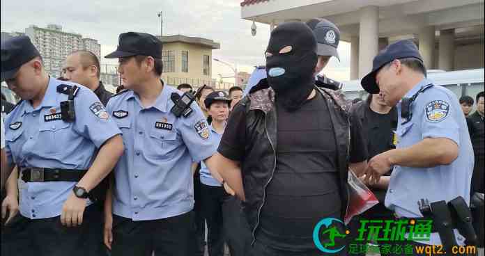 贛粵澳警方聯手打擊換錢黨拘252人 涉非法買賣外匯30億人幣 贛粵澳警方聯手打擊換錢黨拘252人 涉非法買賣外匯30億人幣